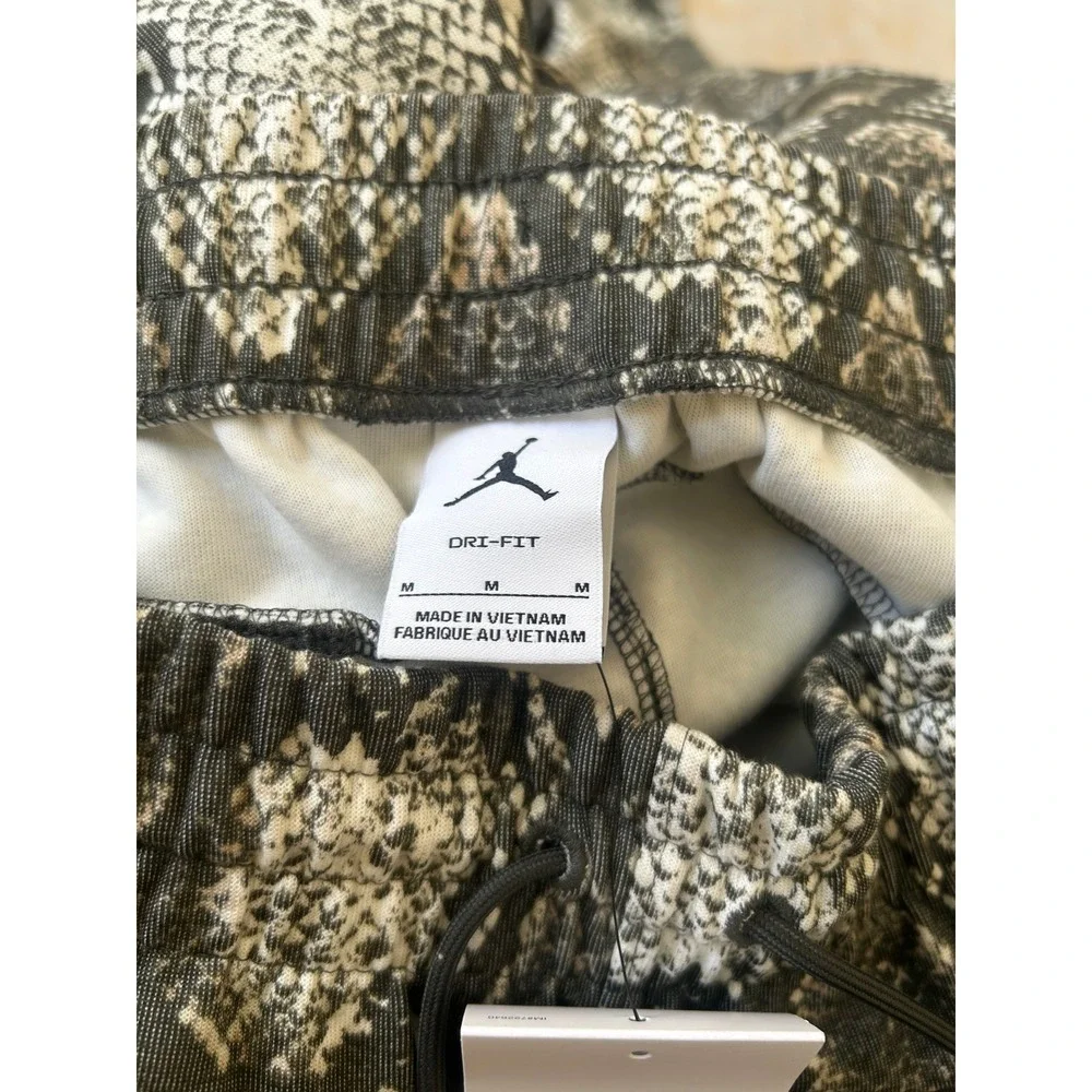 Jordan Dri-FIT Sport Woven Snakeskin Pants Mens Medium HF9896-133‎ Olive Grey